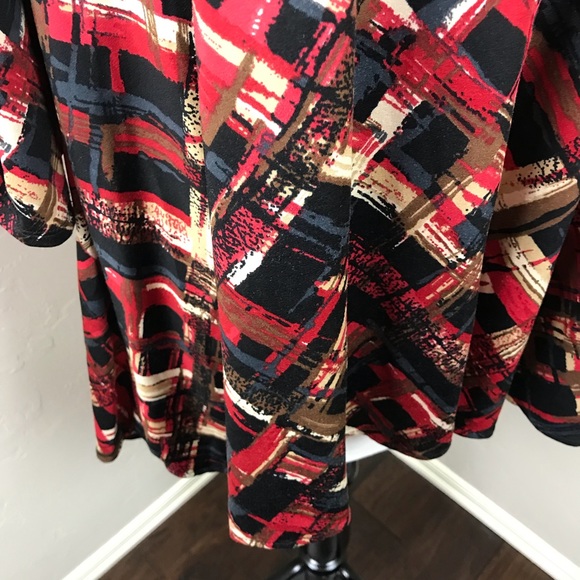 BCBGMaxAzria Button Front Printed Tunic - Picture 5 of 7